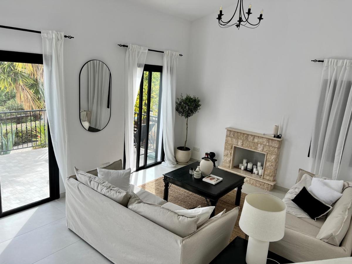 Zeus Holiday Home Pissouri Eksteriør billede